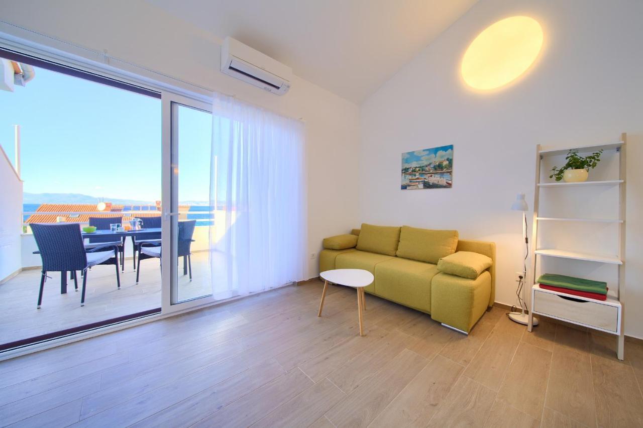 Apartments Meri Njivice Eksteriør bilde