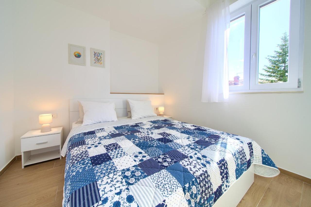 Apartments Meri Njivice Eksteriør bilde